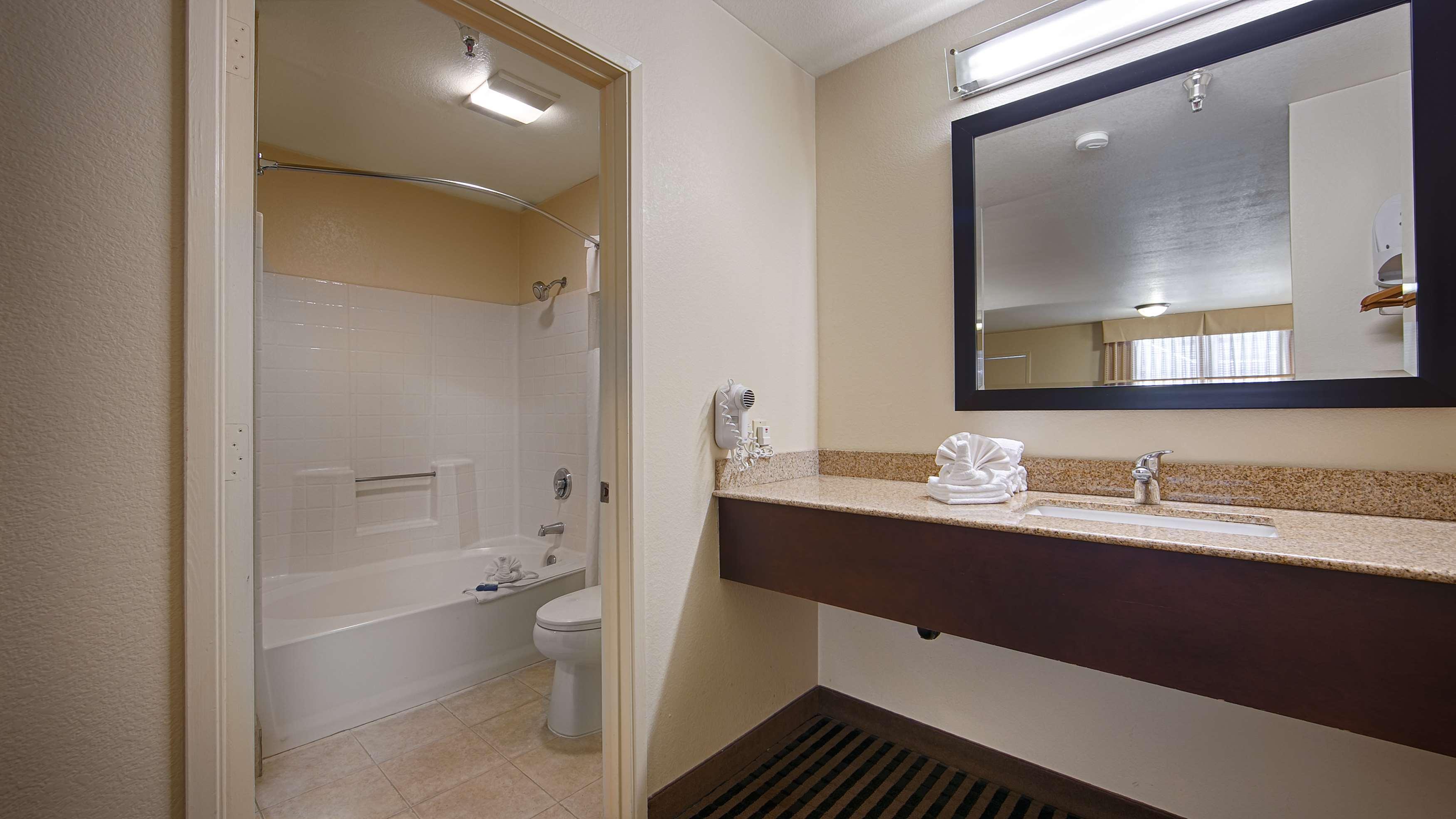 Best Western Marina State Beach Ngoại thất bức ảnh