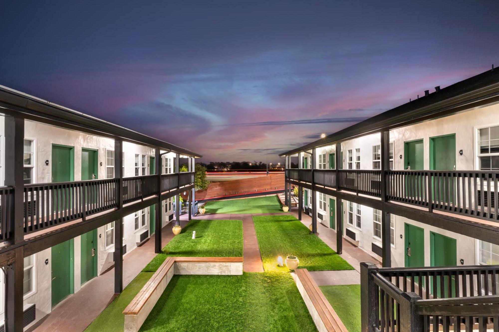 Best Western Marina State Beach Ngoại thất bức ảnh