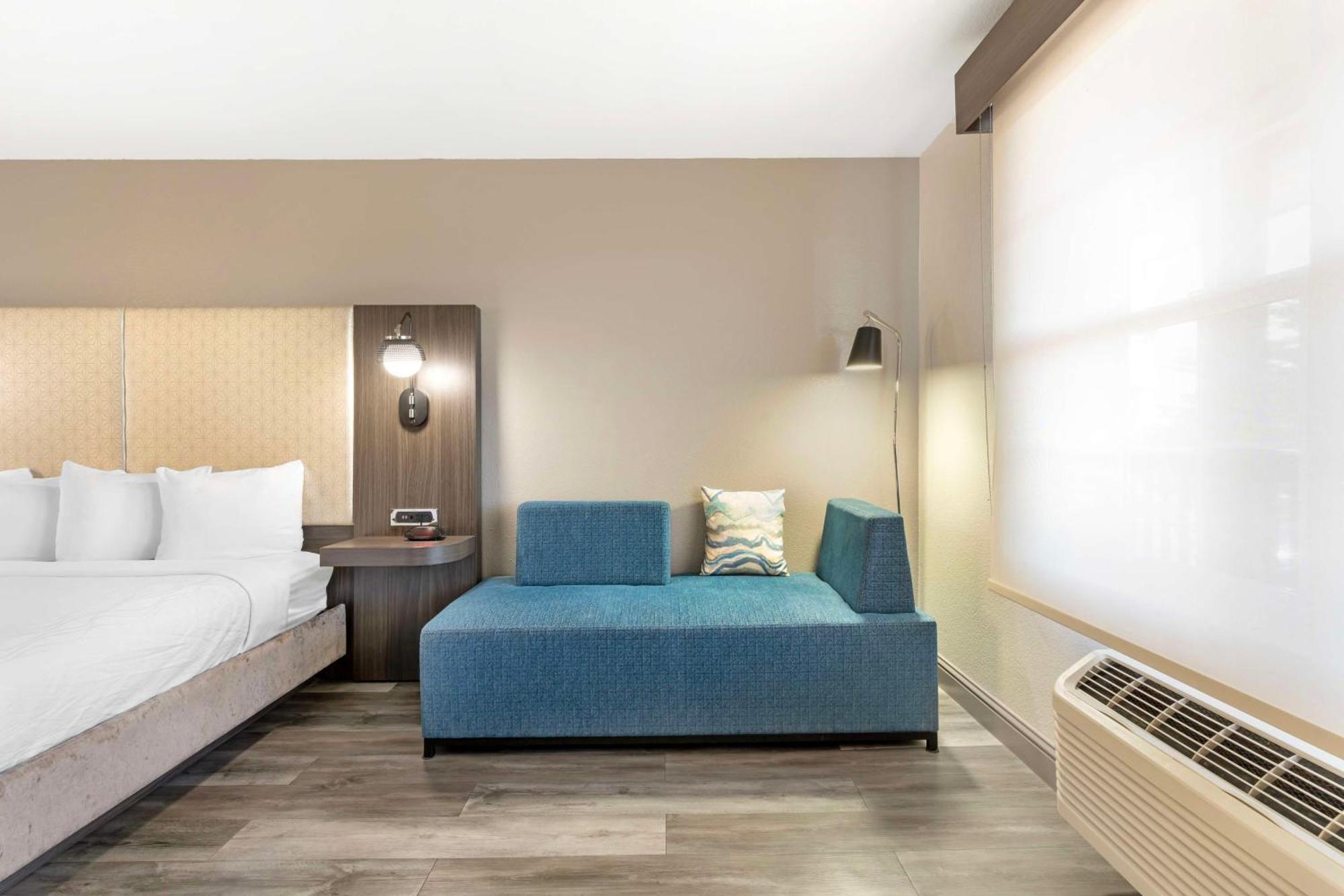 Best Western Marina State Beach Ngoại thất bức ảnh